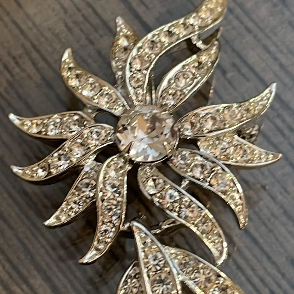 Vintage Sarah Coventry Evening Accent Rhinestone Coventry Brooch Pin